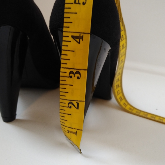 Black, faux suede, peep-toe heels - Picture 5 of 8